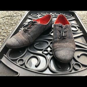 Toms Dress Shoes for Women